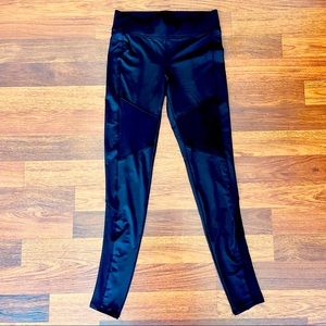 H&M leggings athletic or Formal Fashion size Small NWT